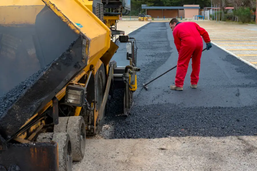 Why Timely Asphalt Driveway Repair Saves You Money Long Term in Rushville, IN